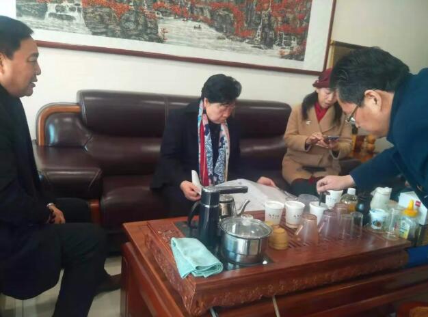 乌金石新闻:中国生命关怀协会中医药发展服务工作委员会主任李屏东应邀到乌金石科技集团考察合作插图1 乌金石新闻:中国生命关怀协会中医药发展服务工作委员会主任李屏东应邀到乌金石科技集团考察合作